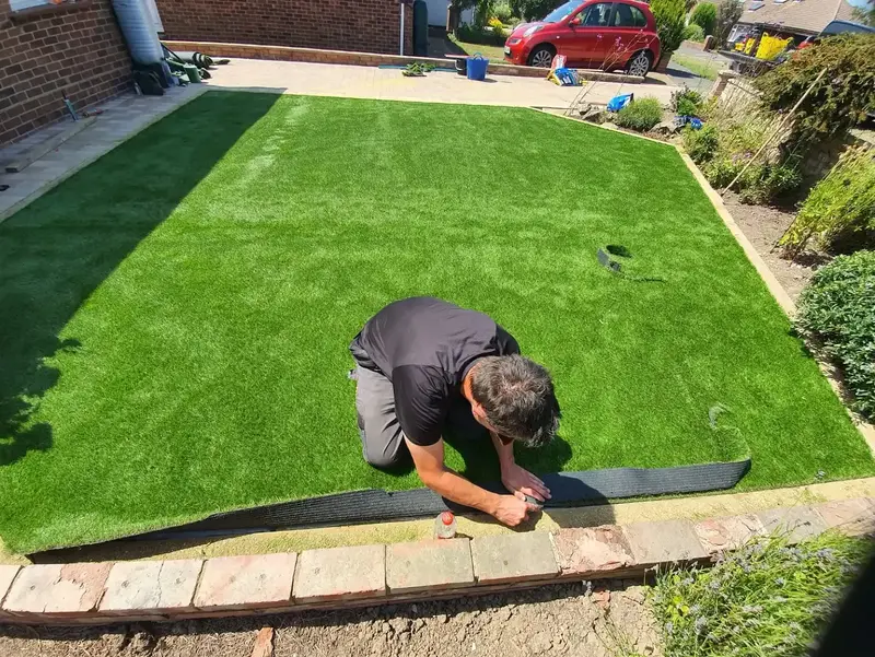 artificial-lawn-installation